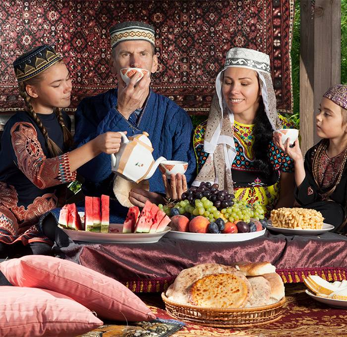 costumi-osptalita-Consolato-onorario-Uzbekistan-di-Lombardia-e-Liguria-01b